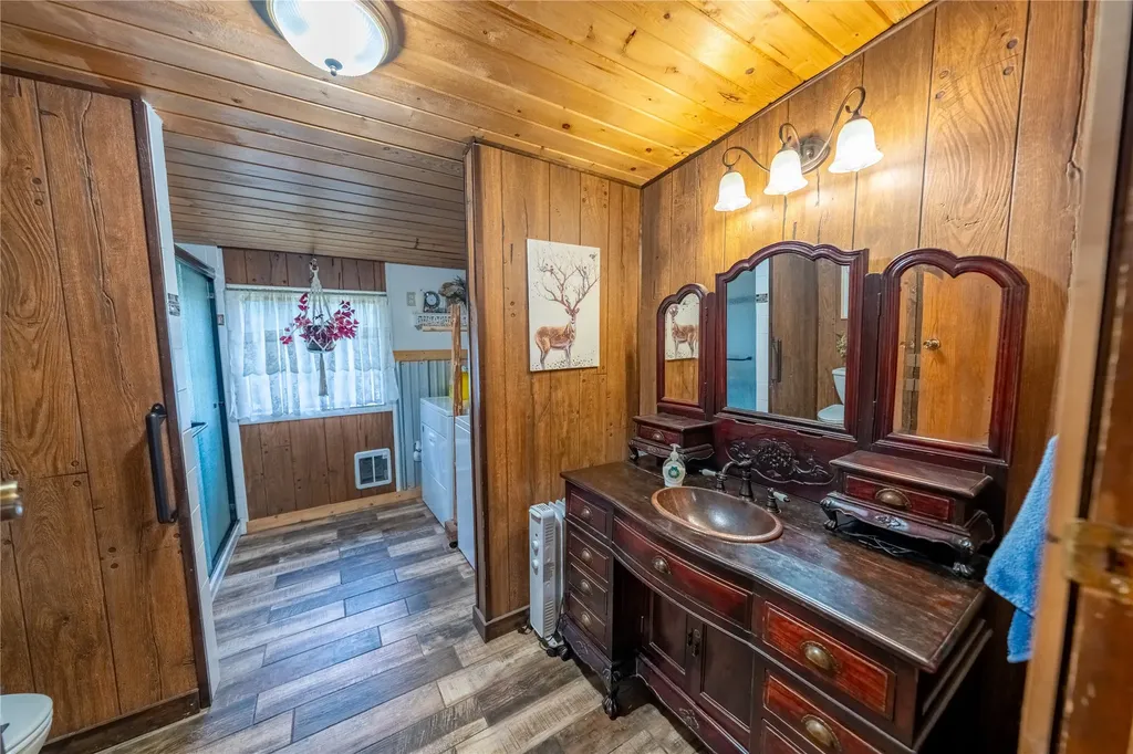 613 Tamarack Drive Yaak MT 59935