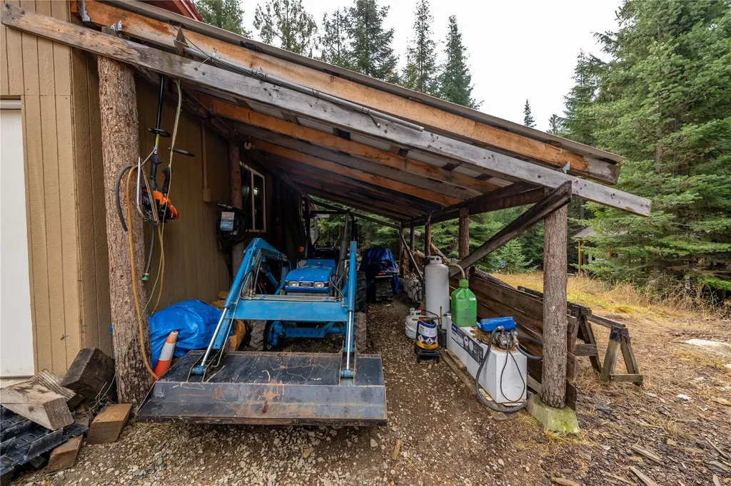 613 Tamarack Drive Yaak MT 59935