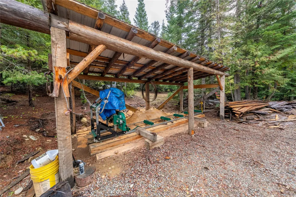 613 Tamarack Drive Yaak MT 59935