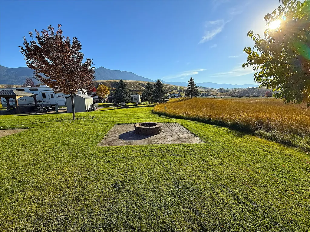 170 Kingfisher Loop Eureka MT 59917