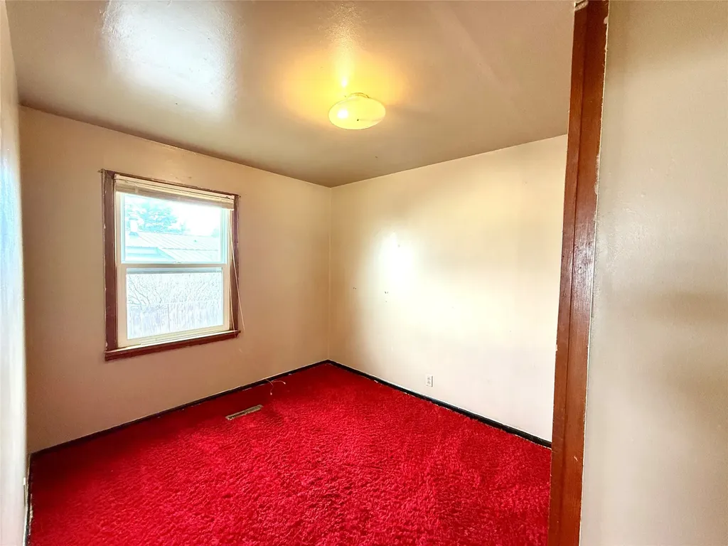 713 W Conley Avenue Deer Lodge MT 59722