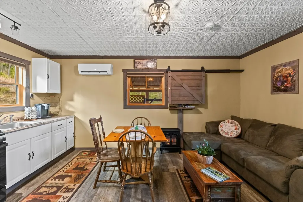 192 Mountain Brook Road Livingston MT 59047