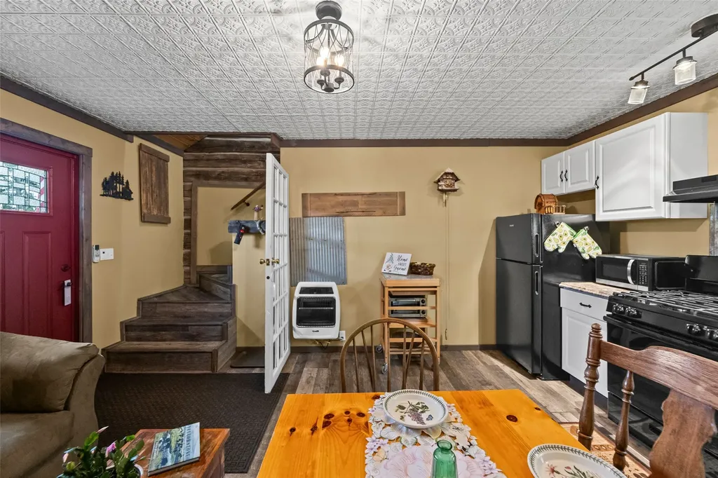 192 Mountain Brook Road Livingston MT 59047