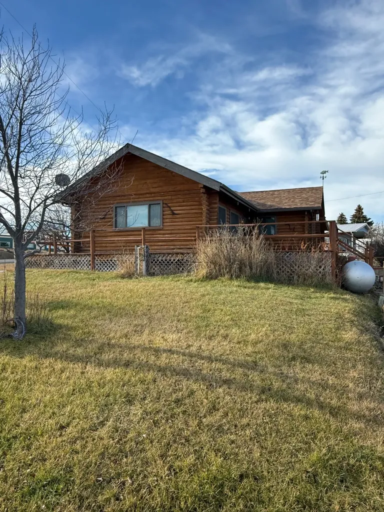 620 E Larime Street White Sulphur Springs MT 59645