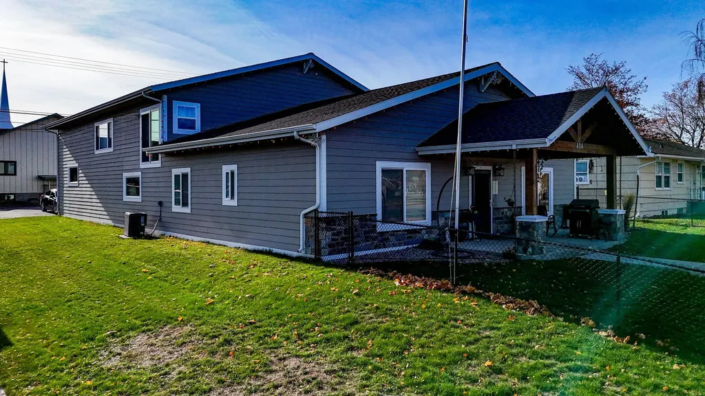 404 3rd Avenue E Polson MT 59860