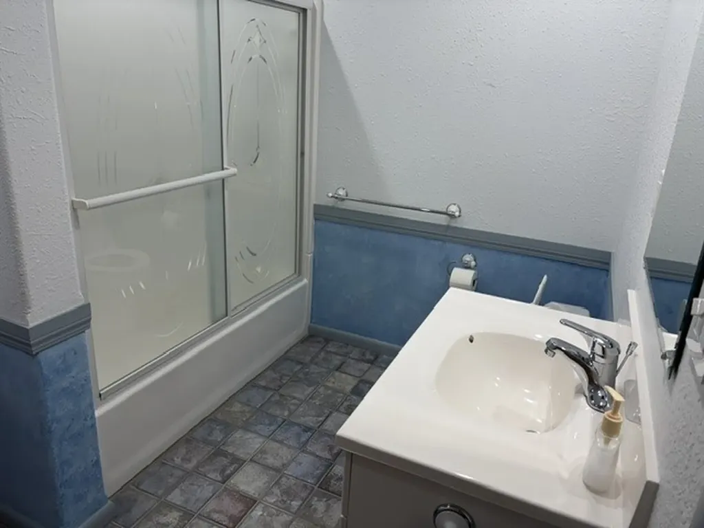 13 S Wisconsin Street Conrad MT 59425