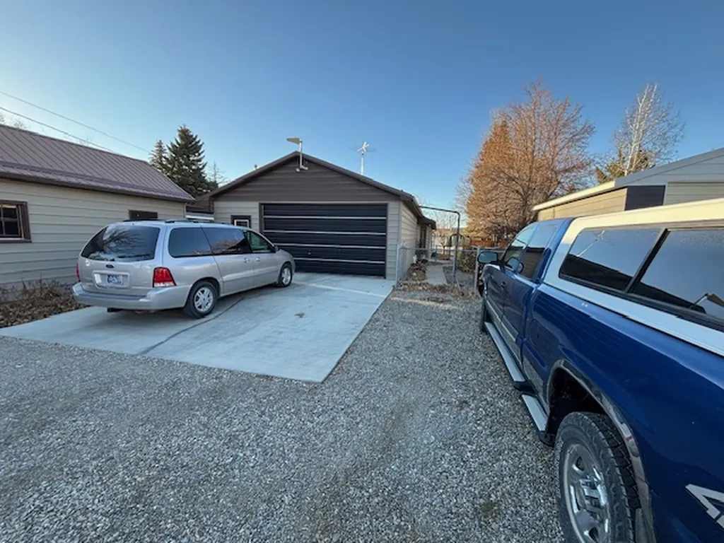13 S Wisconsin Street Conrad MT 59425