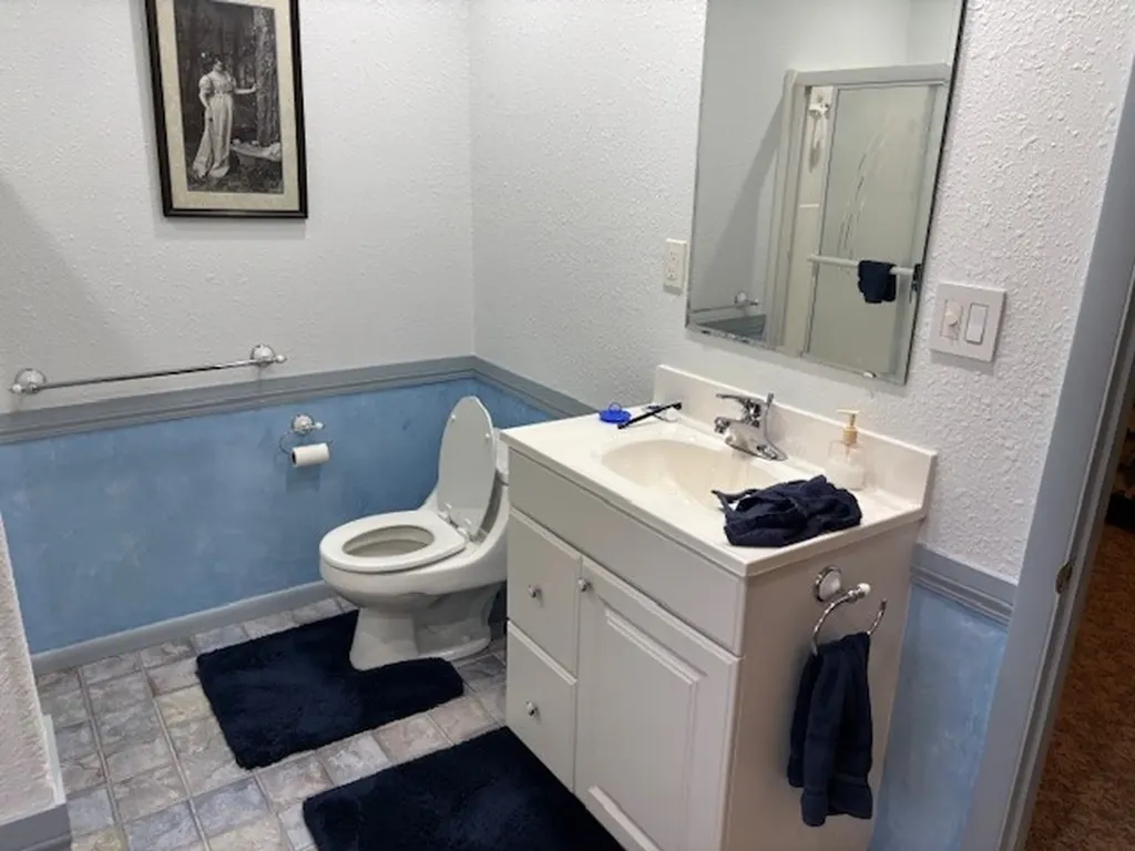 13 S Wisconsin Street Conrad MT 59425
