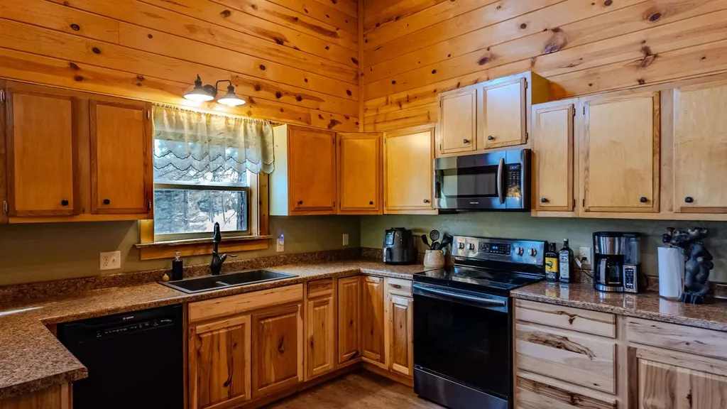 4035 Abe Lincoln Road Lincoln MT 59639