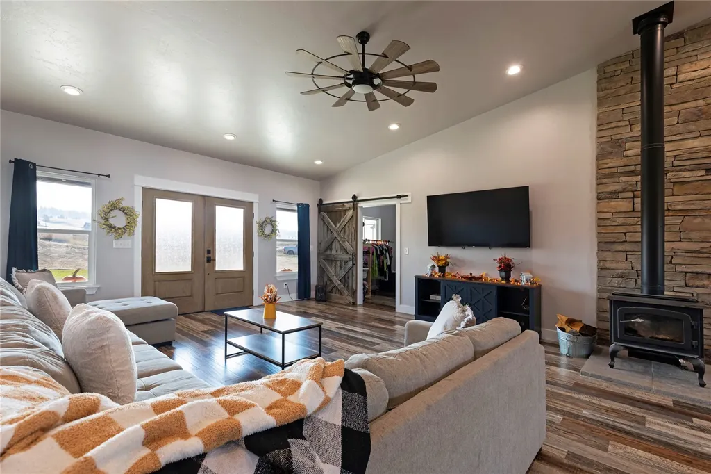 850 Lecoure Lane Stevensville MT 59870