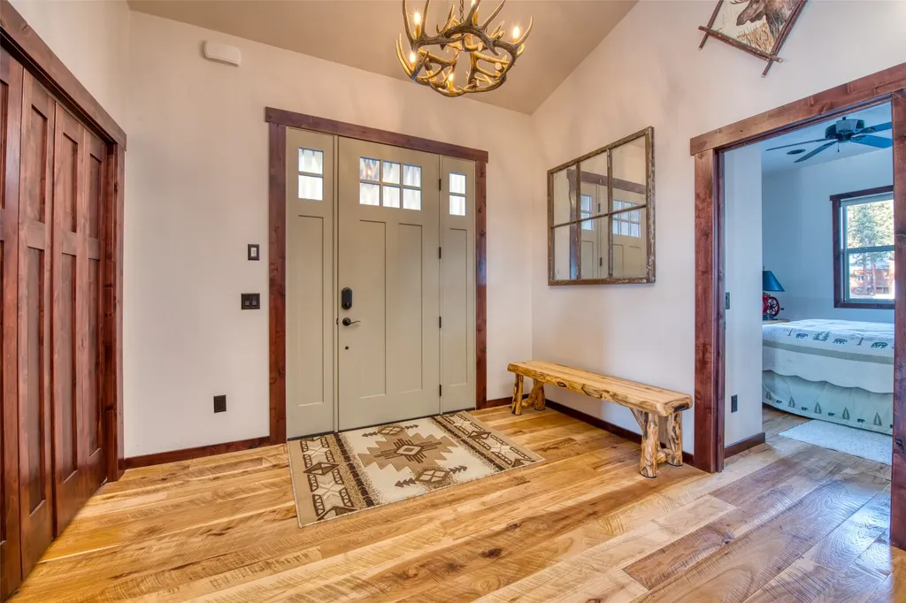 217 Peekaboo Trail Hamilton MT 59840