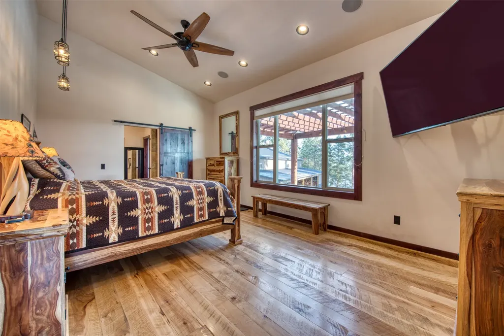 217 Peekaboo Trail Hamilton MT 59840