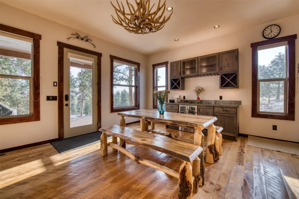 217 Peekaboo Trail Hamilton MT 59840