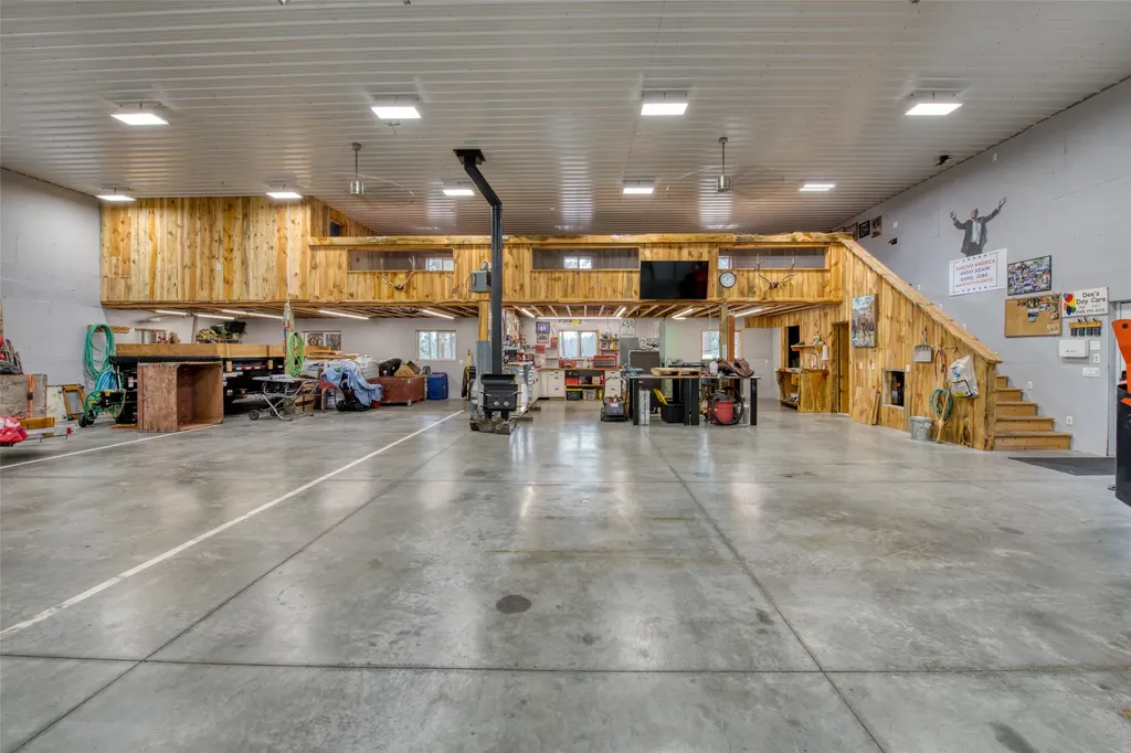 217 Peekaboo Trail Hamilton MT 59840