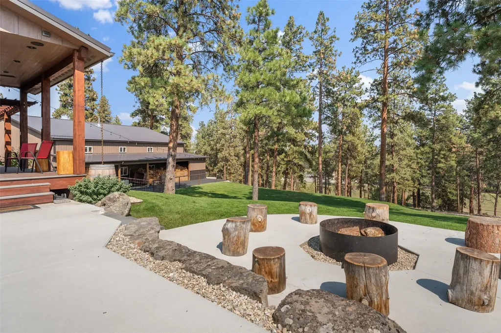 217 Peekaboo Trail Hamilton MT 59840