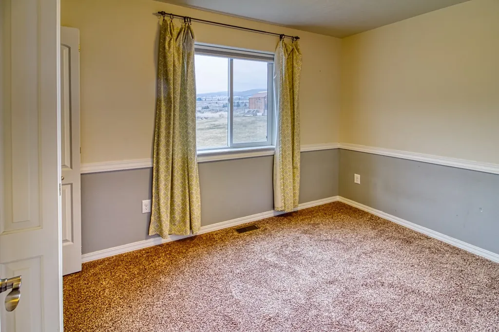 951 Summit View Way Stevensville MT 59870