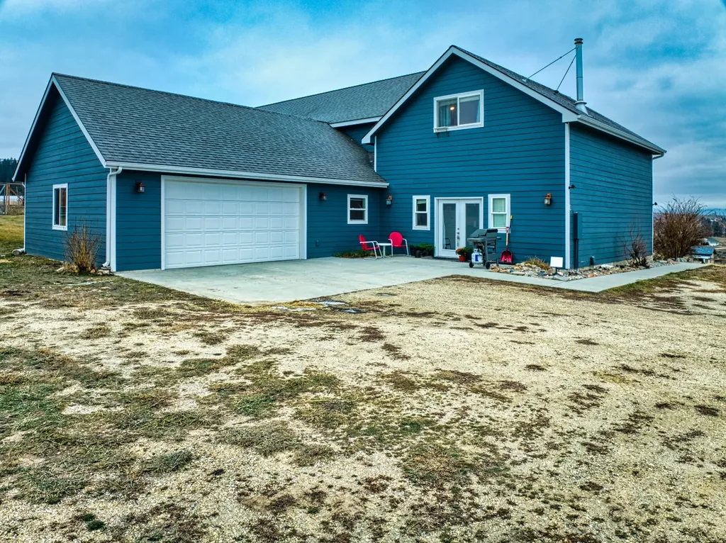951 Summit View Way Stevensville MT 59870