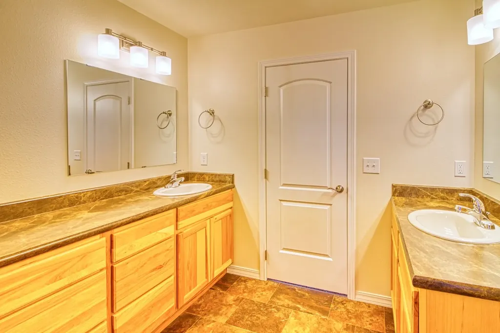 951 Summit View Way Stevensville MT 59870