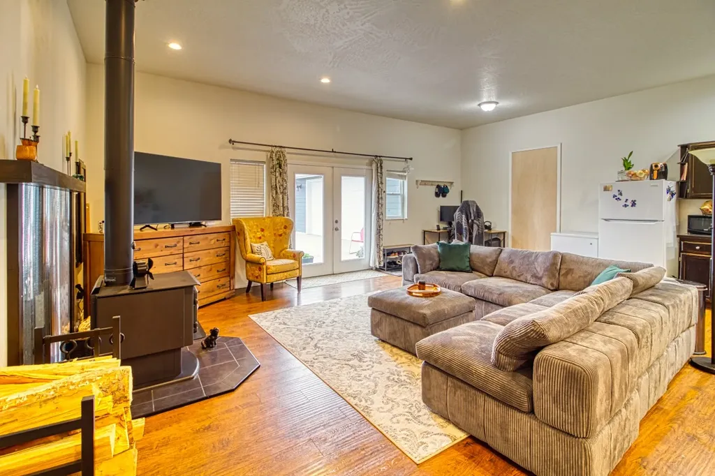 951 Summit View Way Stevensville MT 59870