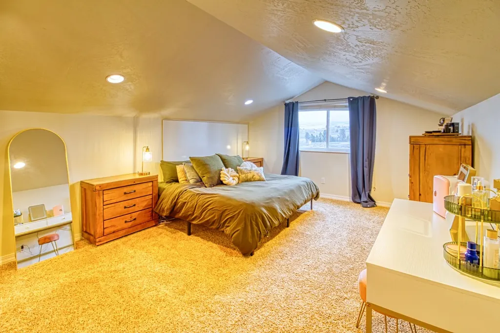 951 Summit View Way Stevensville MT 59870