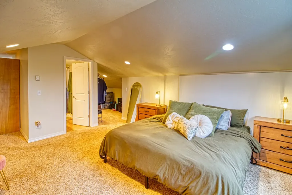 951 Summit View Way Stevensville MT 59870