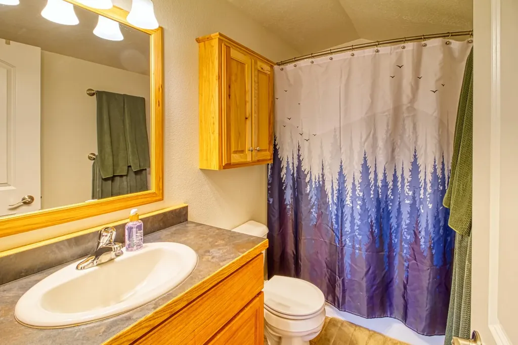 951 Summit View Way Stevensville MT 59870