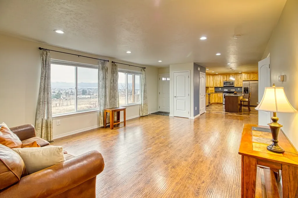 951 Summit View Way Stevensville MT 59870
