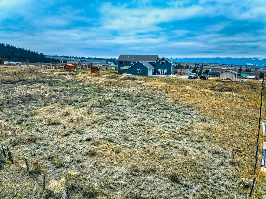 951 Summit View Way Stevensville MT 59870