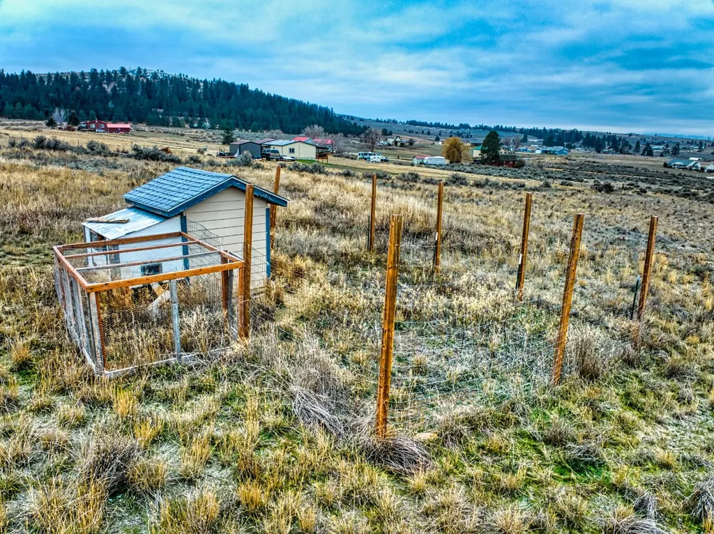 951 Summit View Way Stevensville MT 59870