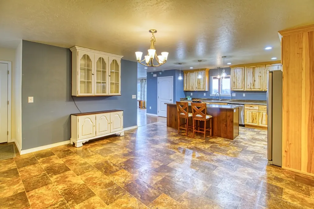 951 Summit View Way Stevensville MT 59870