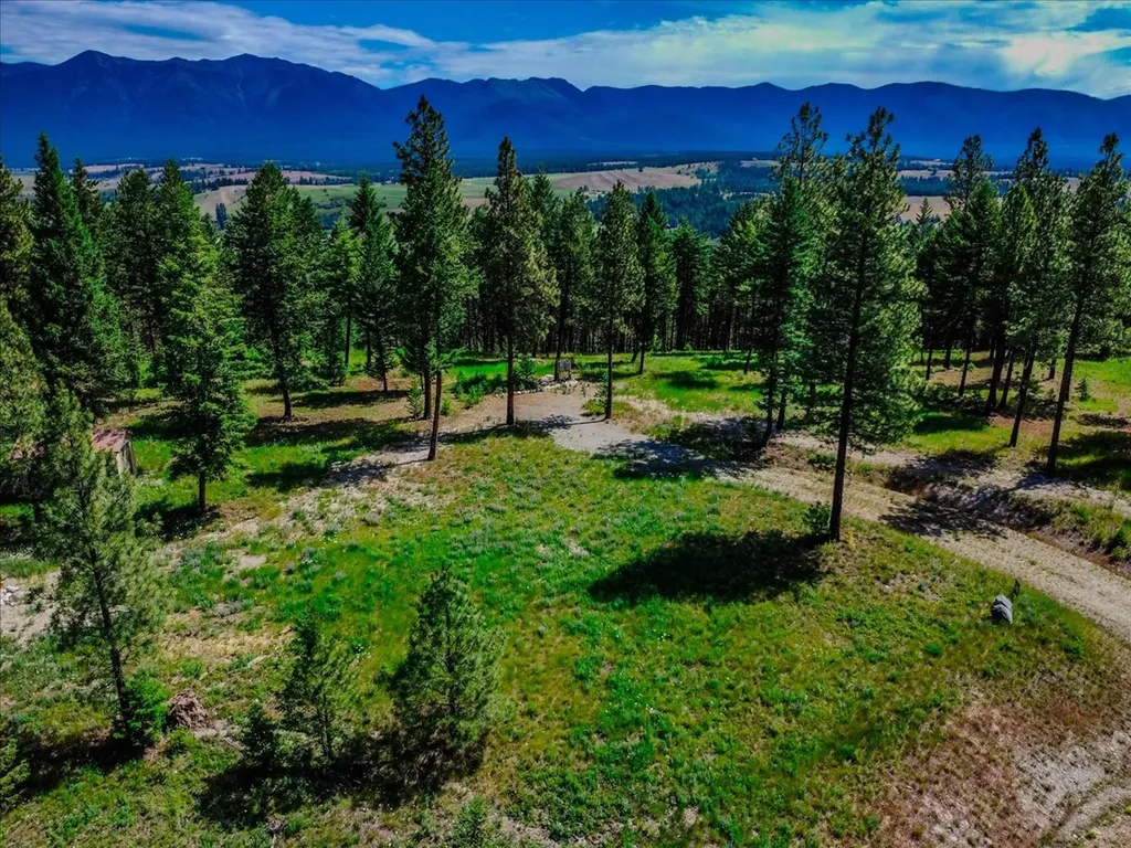 734 Hillandale Trail Eureka MT 59917