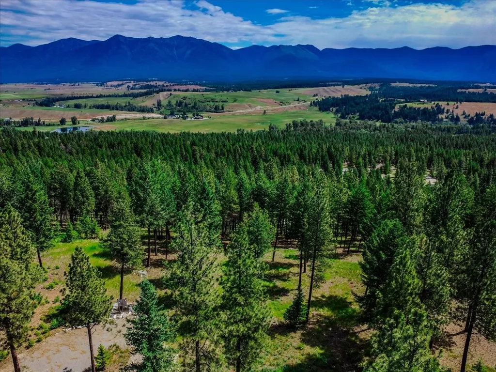 734 Hillandale Trail Eureka MT 59917
