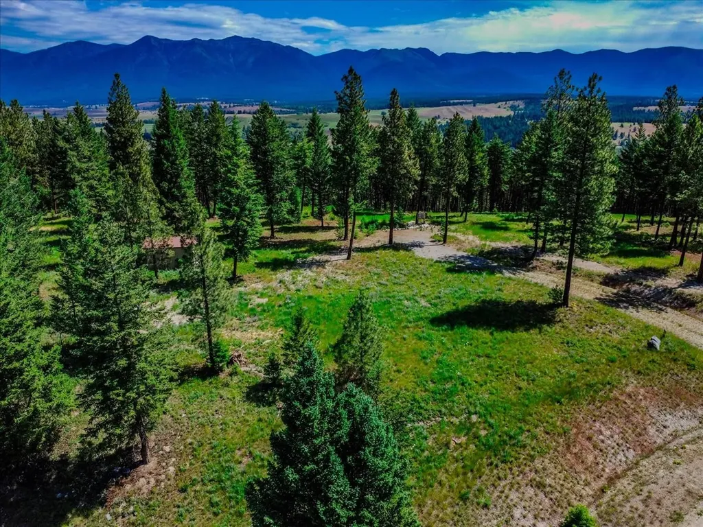 734 Hillandale Trail Eureka MT 59917