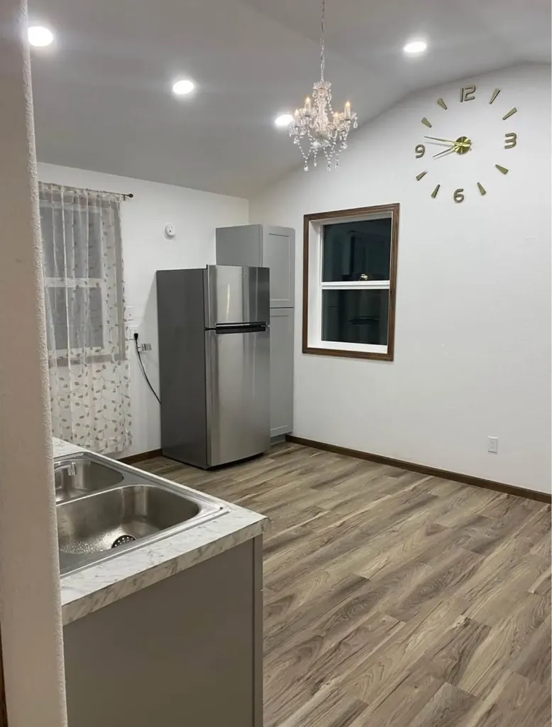 132 E Richland Avenue Shelby MT 59474