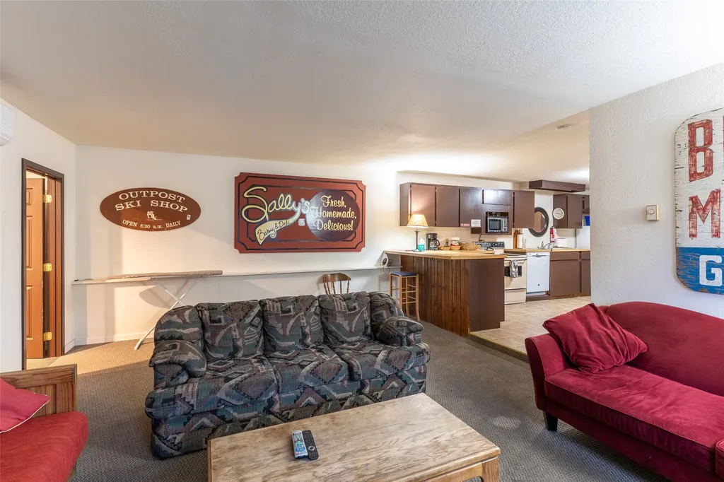 27 Central Avenue Whitefish MT 59937