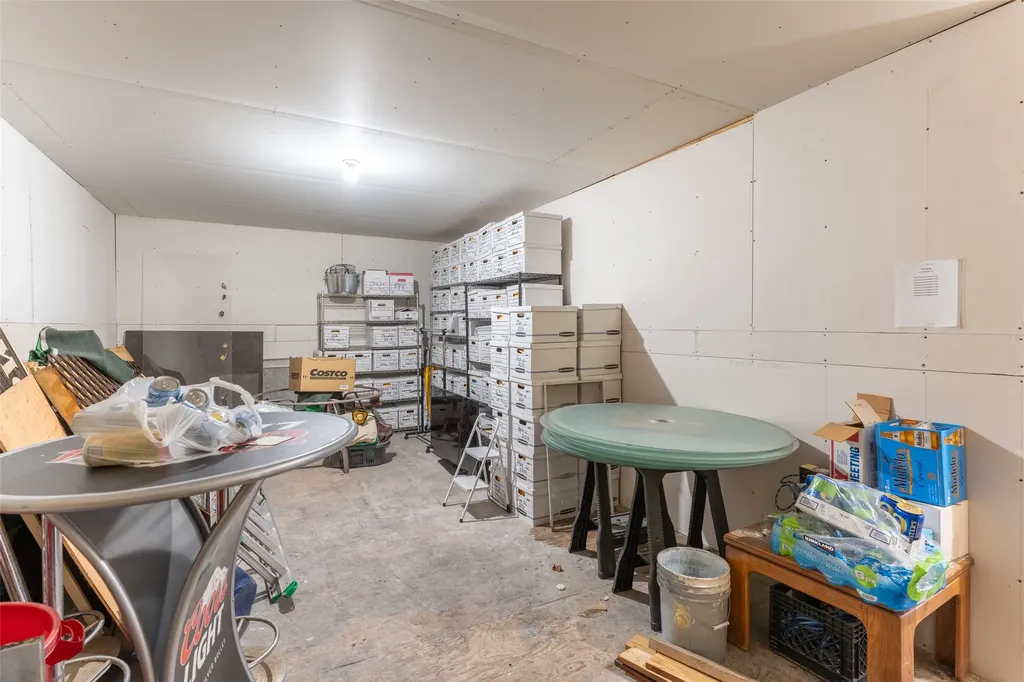 27 Central Avenue Whitefish MT 59937