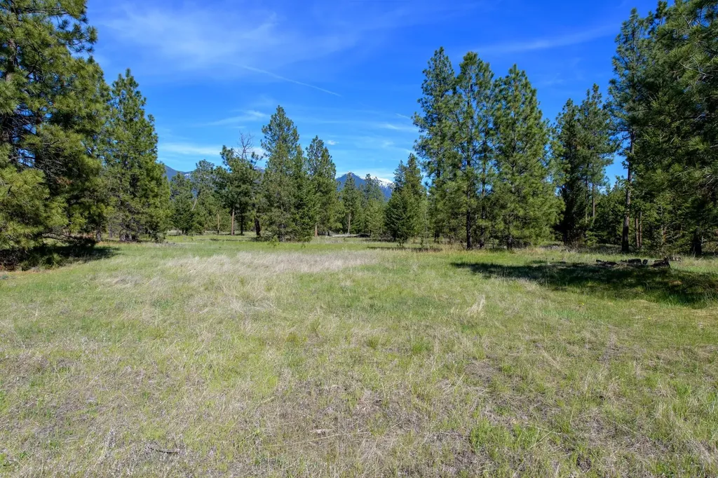 2650 Sophie Lake Road Eureka MT 59917