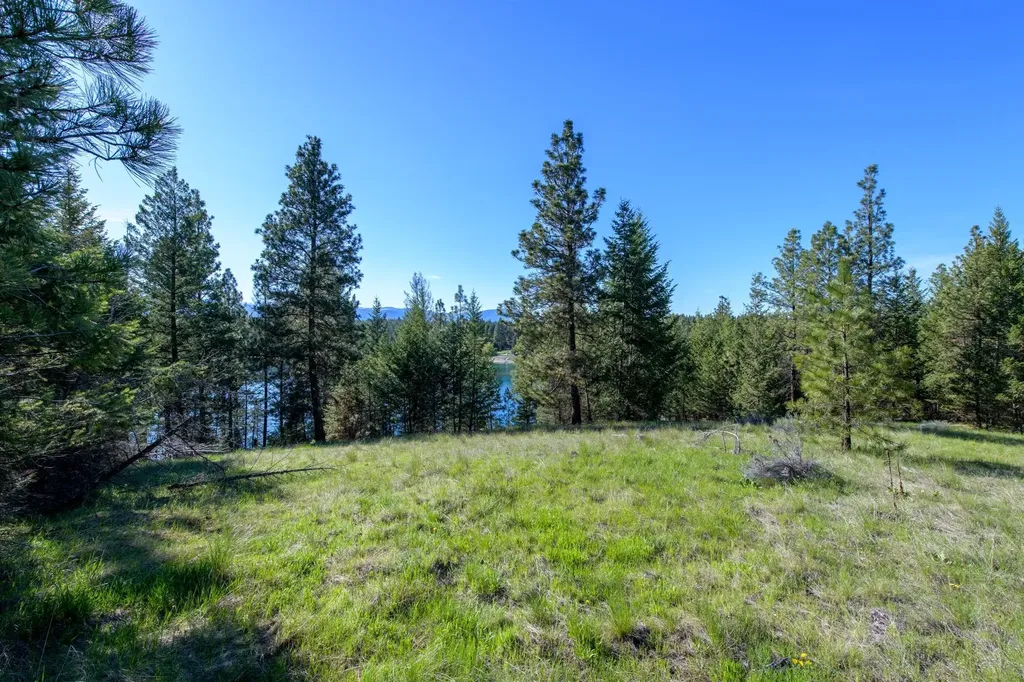 2650 Sophie Lake Road Eureka MT 59917