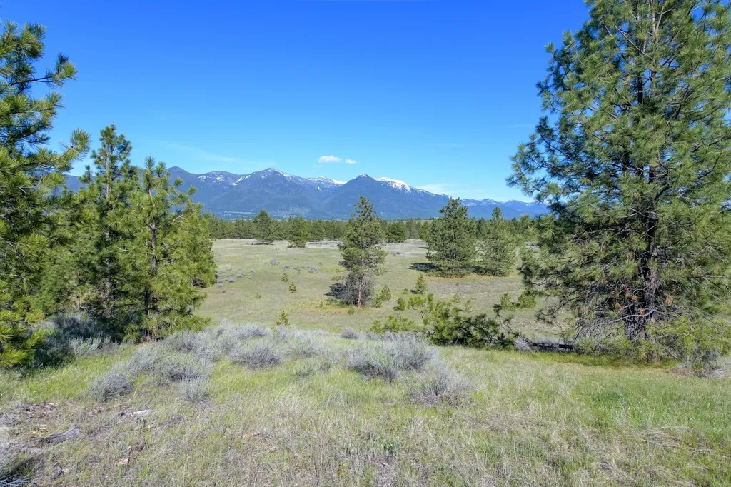 2650 Sophie Lake Road Eureka MT 59917