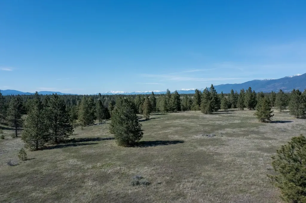2650 Sophie Lake Road Eureka MT 59917