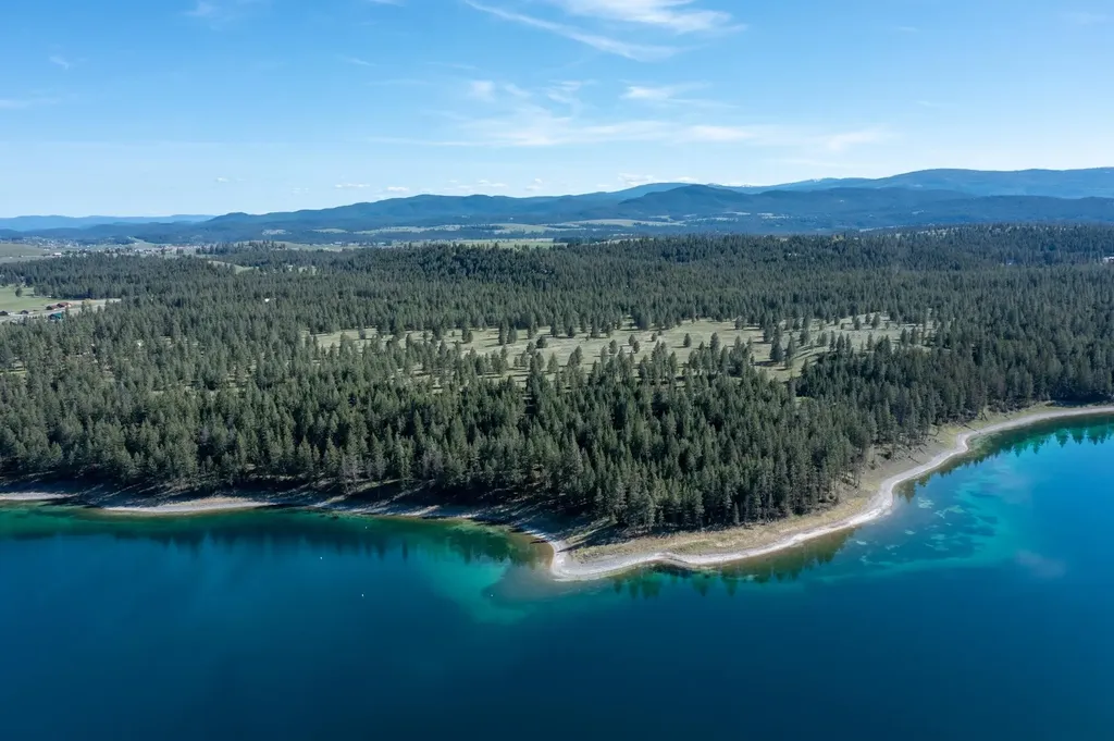 2650 Sophie Lake Road Eureka MT 59917