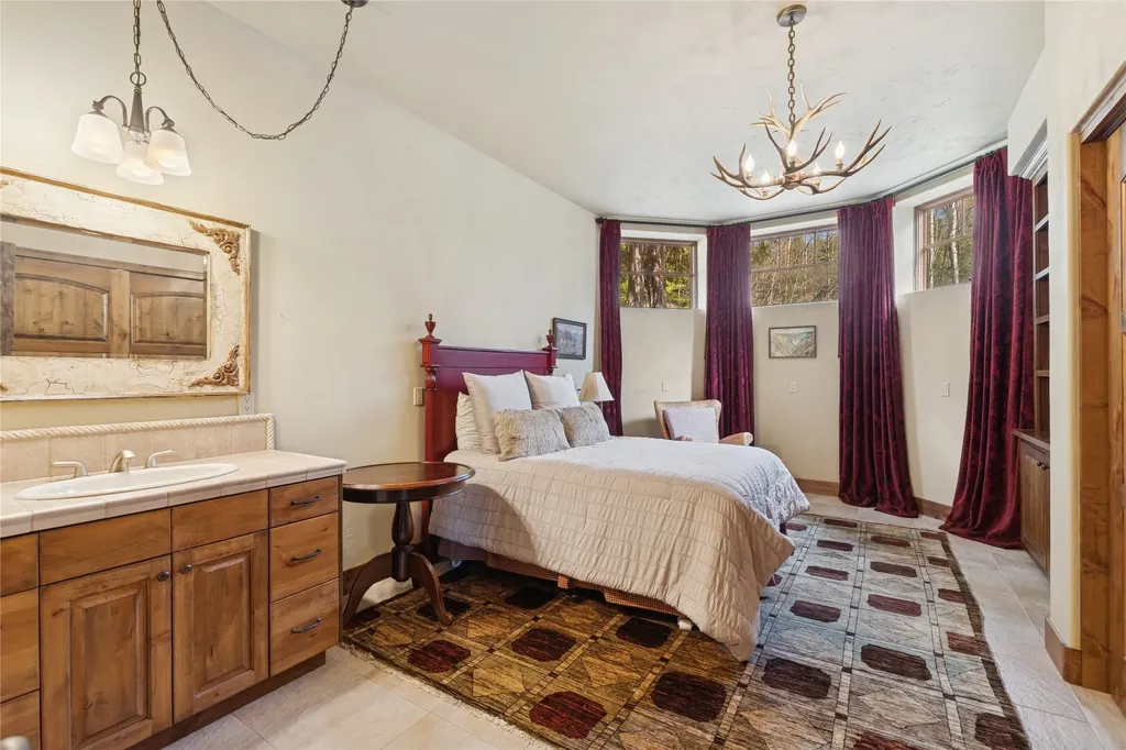 231 Arrowhead Drive Whitefish MT 59937