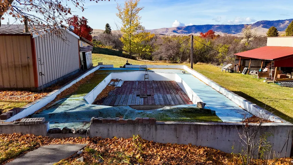 35601 Rocky Point Road Polson MT 59860