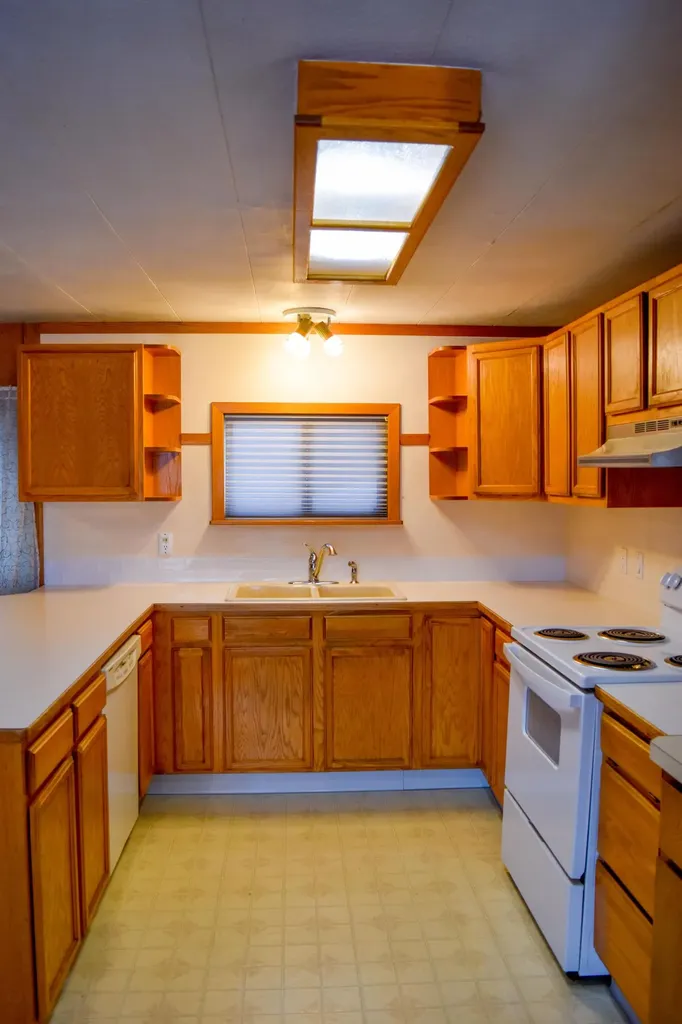 35601 Rocky Point Road Polson MT 59860