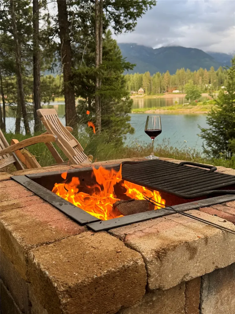 1844 Echo Cabin Loop Bigfork MT 59911