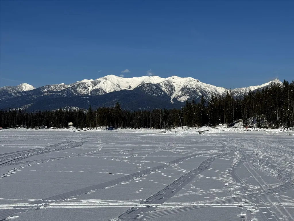 1844 Echo Cabin Loop Bigfork MT 59911