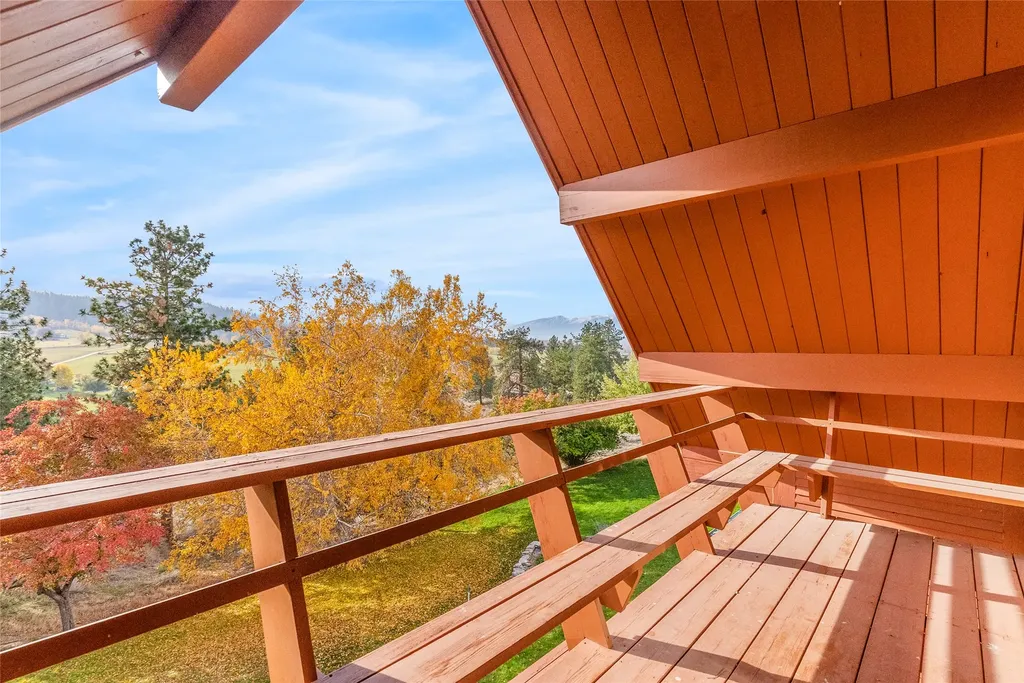 633 Groff Lane Stevensville MT 59870