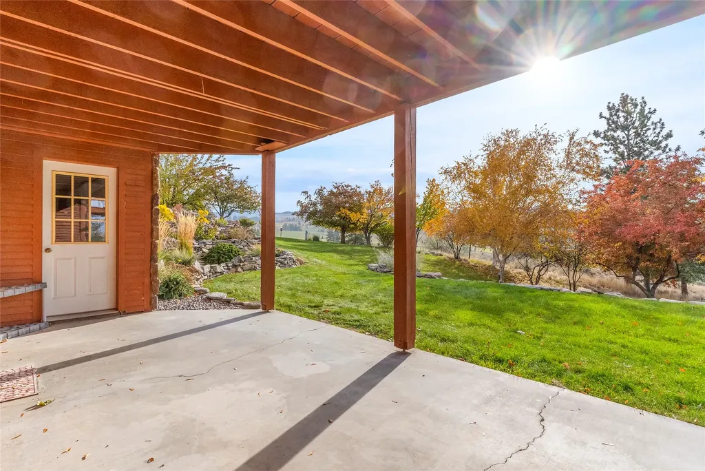 633 Groff Lane Stevensville MT 59870