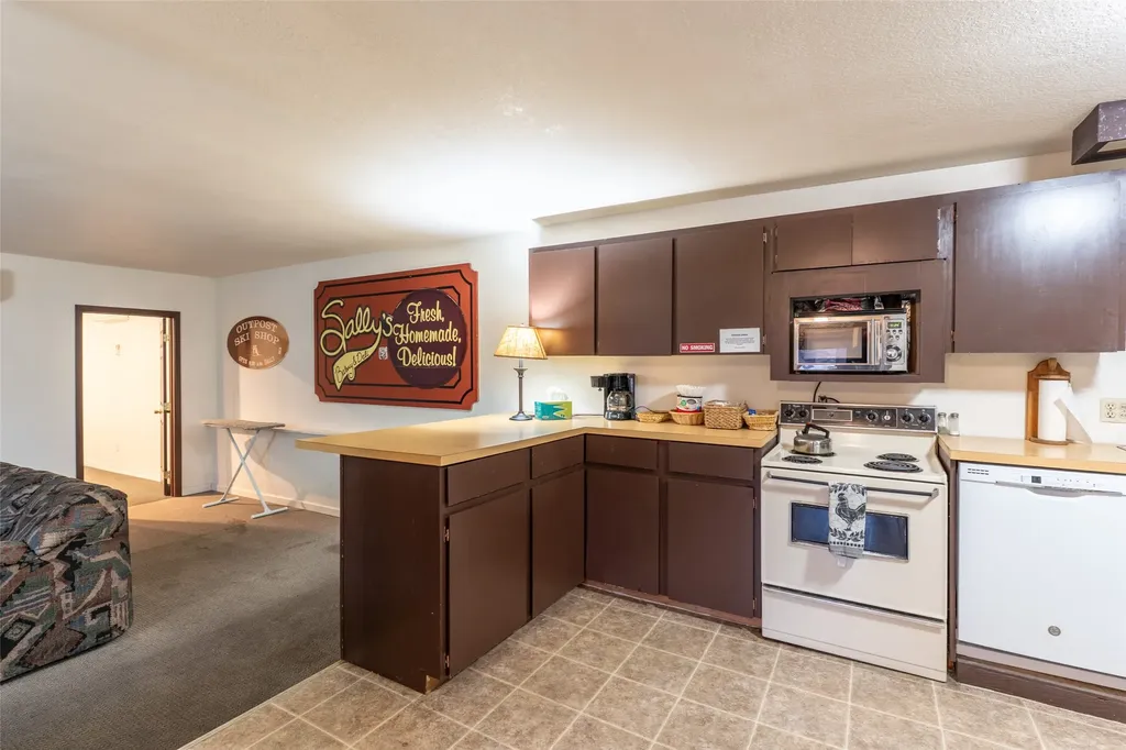 27 Central Avenue Whitefish MT 59937
