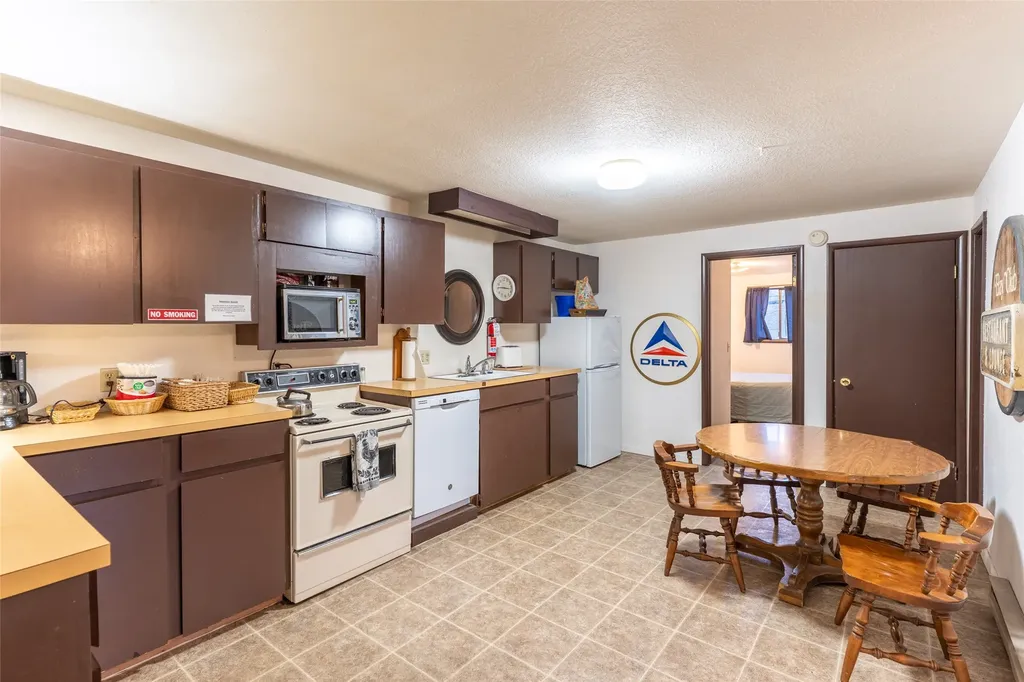 27 Central Avenue Whitefish MT 59937